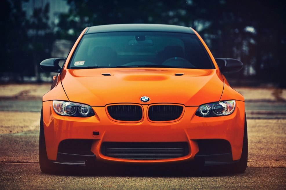 BMW m3 оранжевая