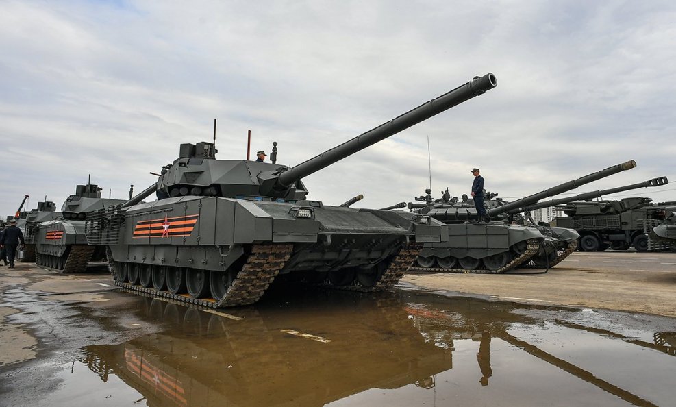 Т 14 танк сбоку