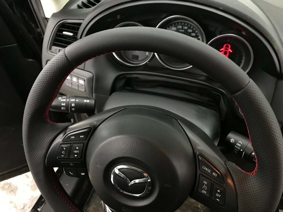 Перетяжка руля на Mazda cx5
