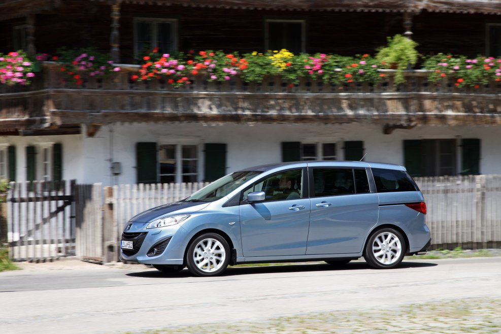 Mazda5 компактвэн