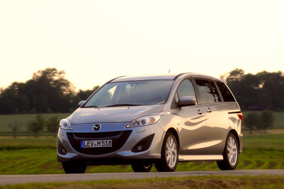 Mazda5 компактвэн