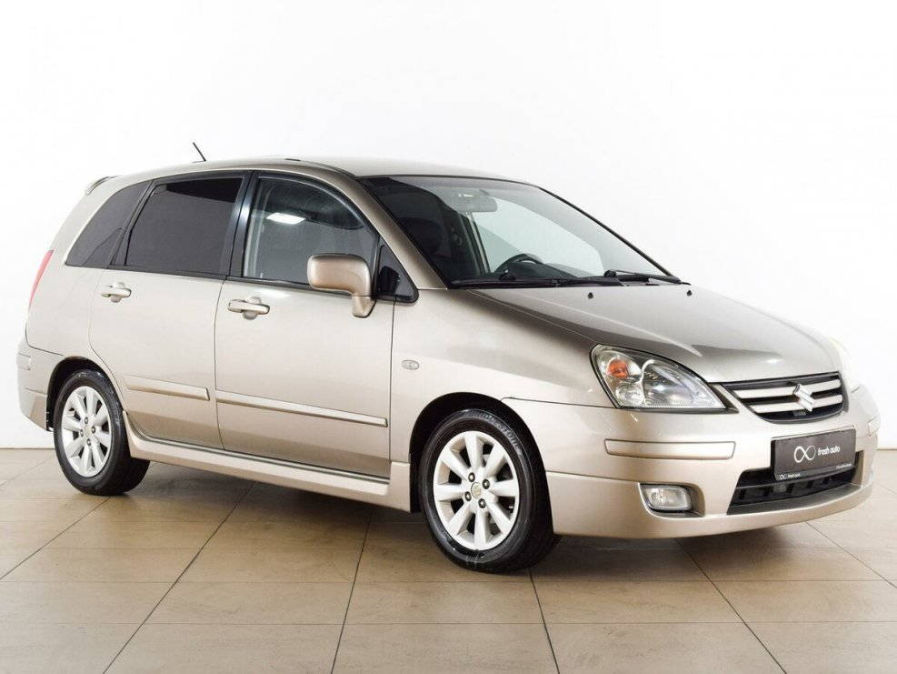 Suzuki Liana 1