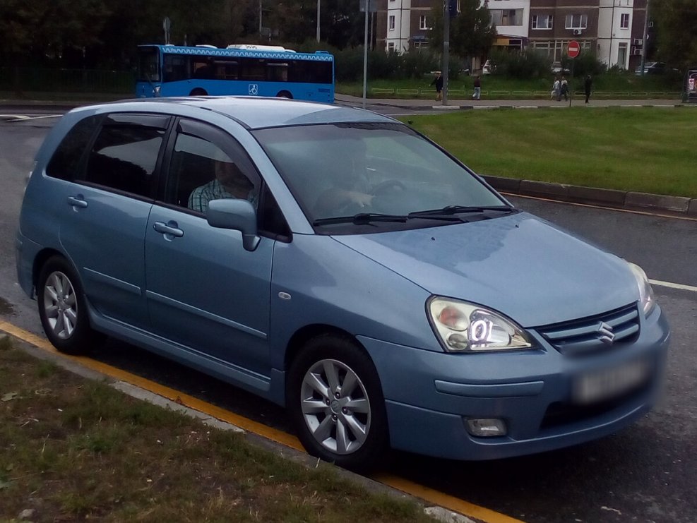 Сузуки Лиана 2005 год