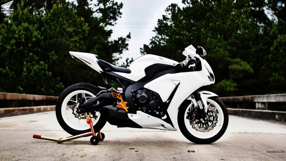 Honda cbr1000rr Fireblade 2005 красная