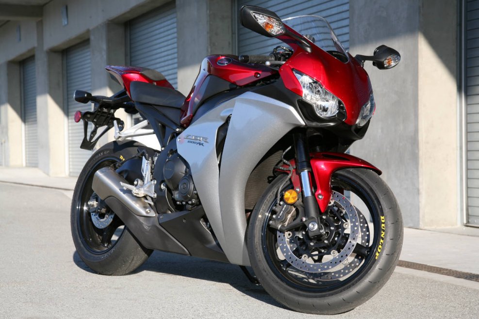 Мотоцикл Хонда 1000 RR