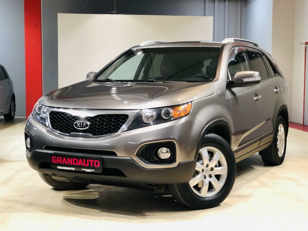 Kia внедорожник 2012 Sorento,