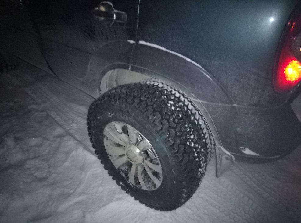 Колеса на Шевроле Нива r15 зимние