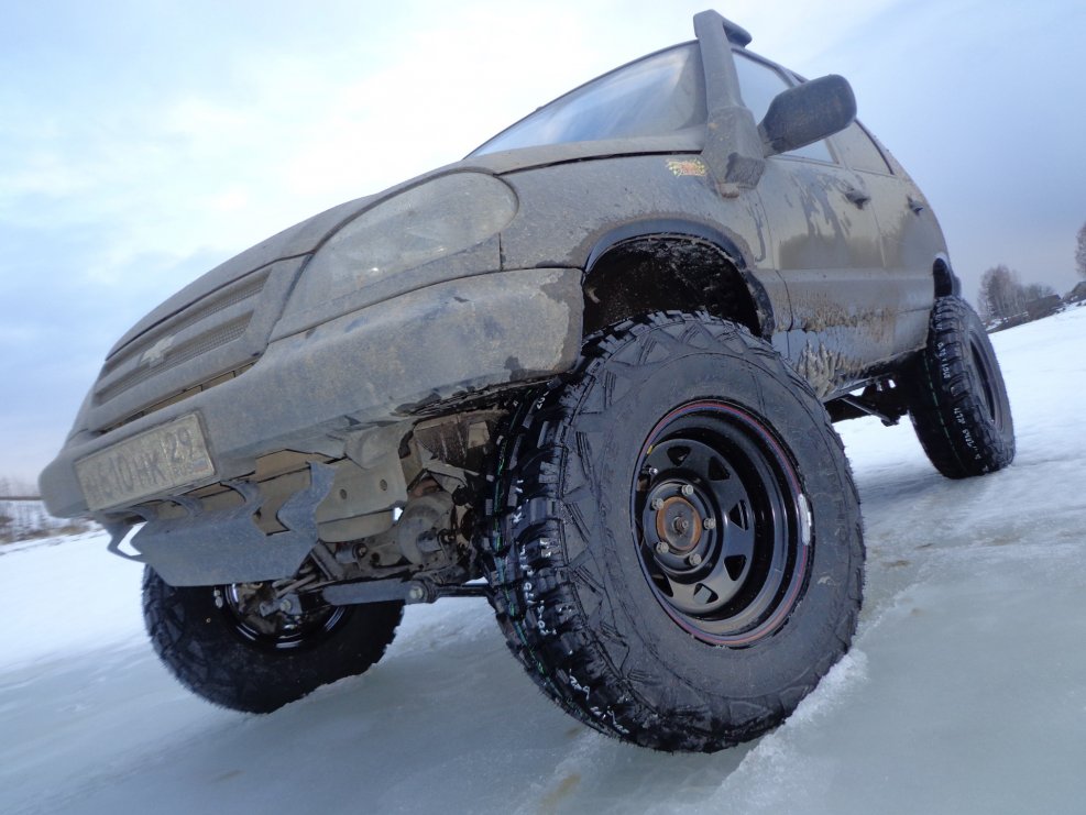 Niva Chevrolet на 31 колесах