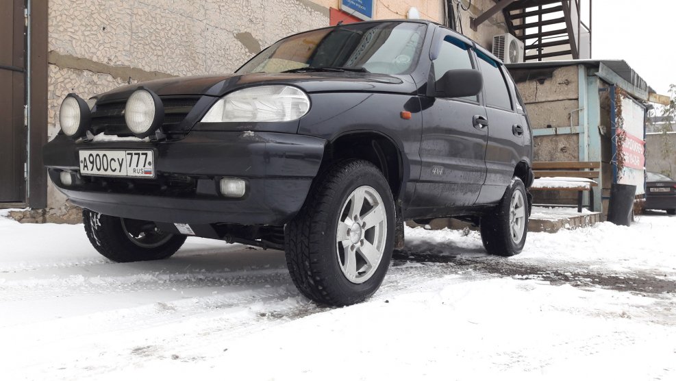Нива Шевроле 30" r16
