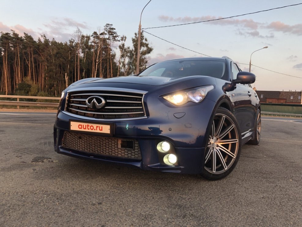 Infiniti qx70 3.7at