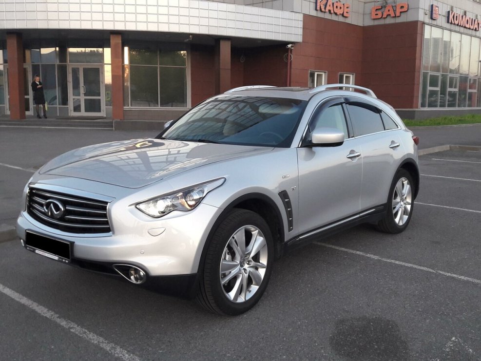 Infiniti qx70 серебристый