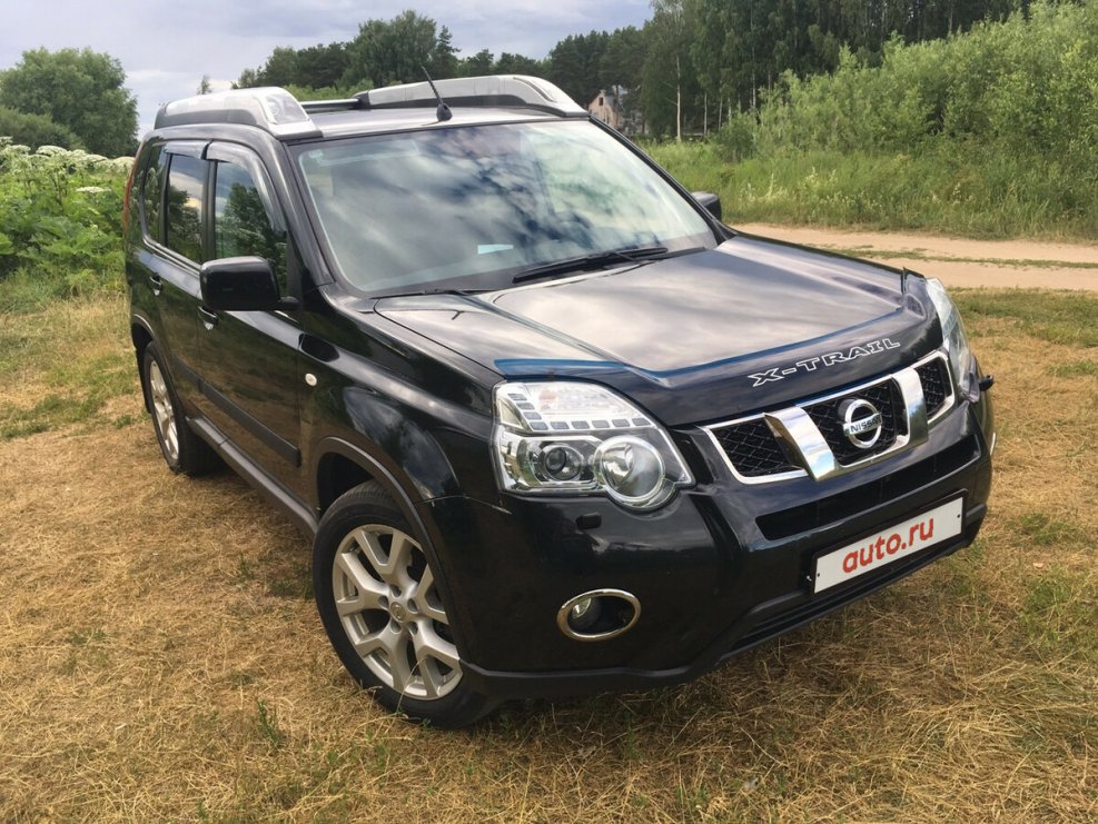 Nissan x-Trail 2010 черный
