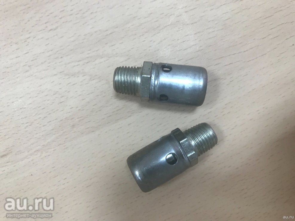 Трубка сапуна Камминз 3.8