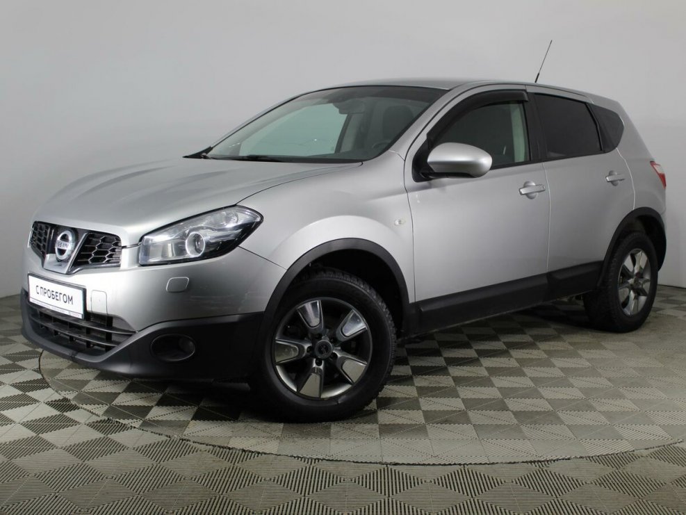 Nissan Qashqai+2 серый