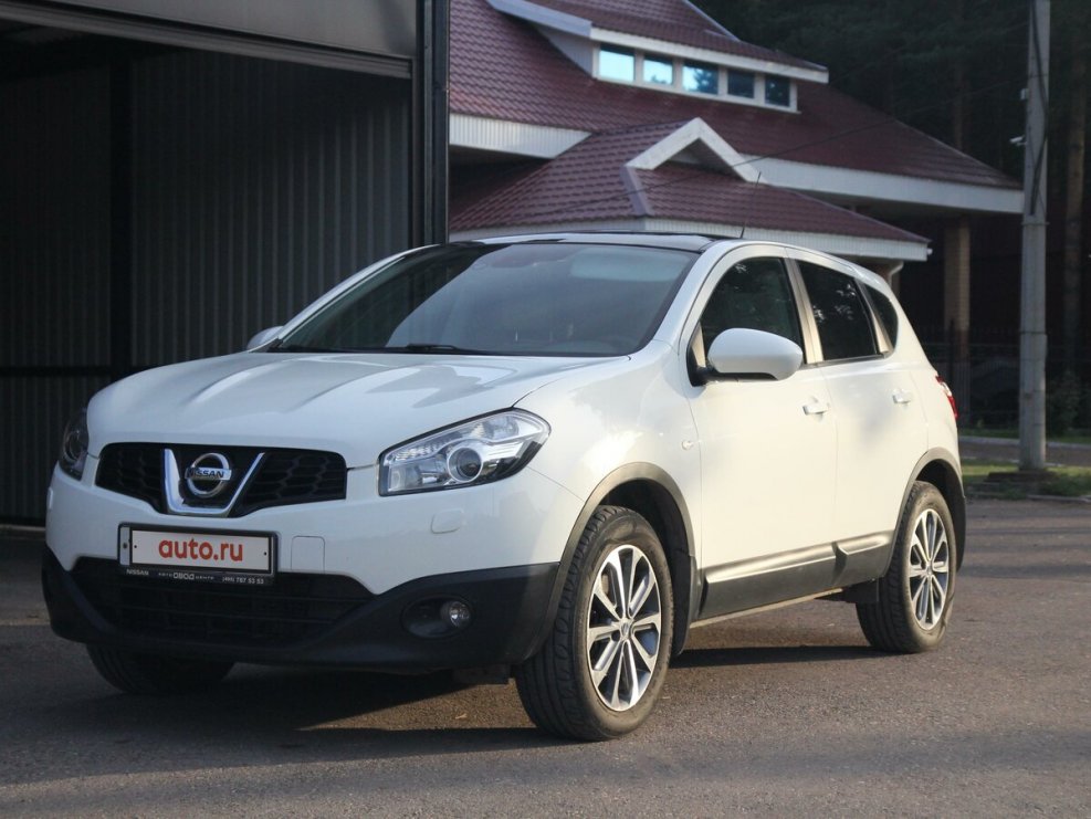 Nissan Qashqai 2017 белые