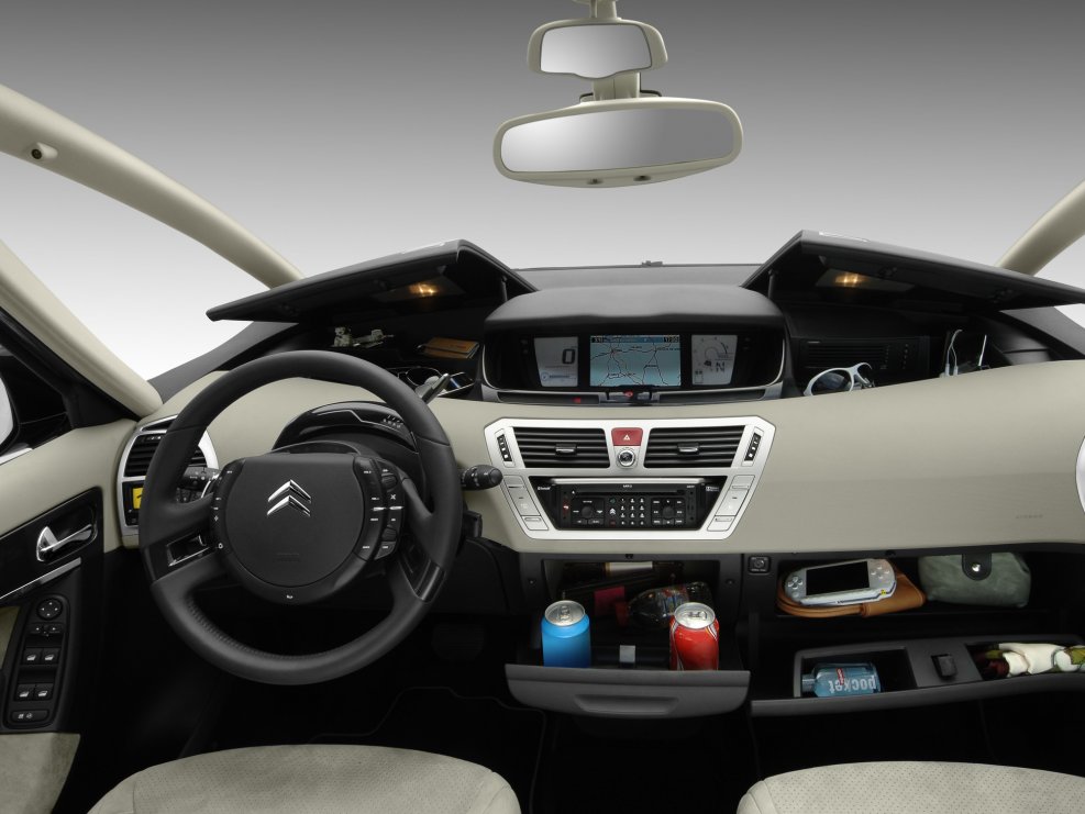 Citroen c4 Grand Picasso салон
