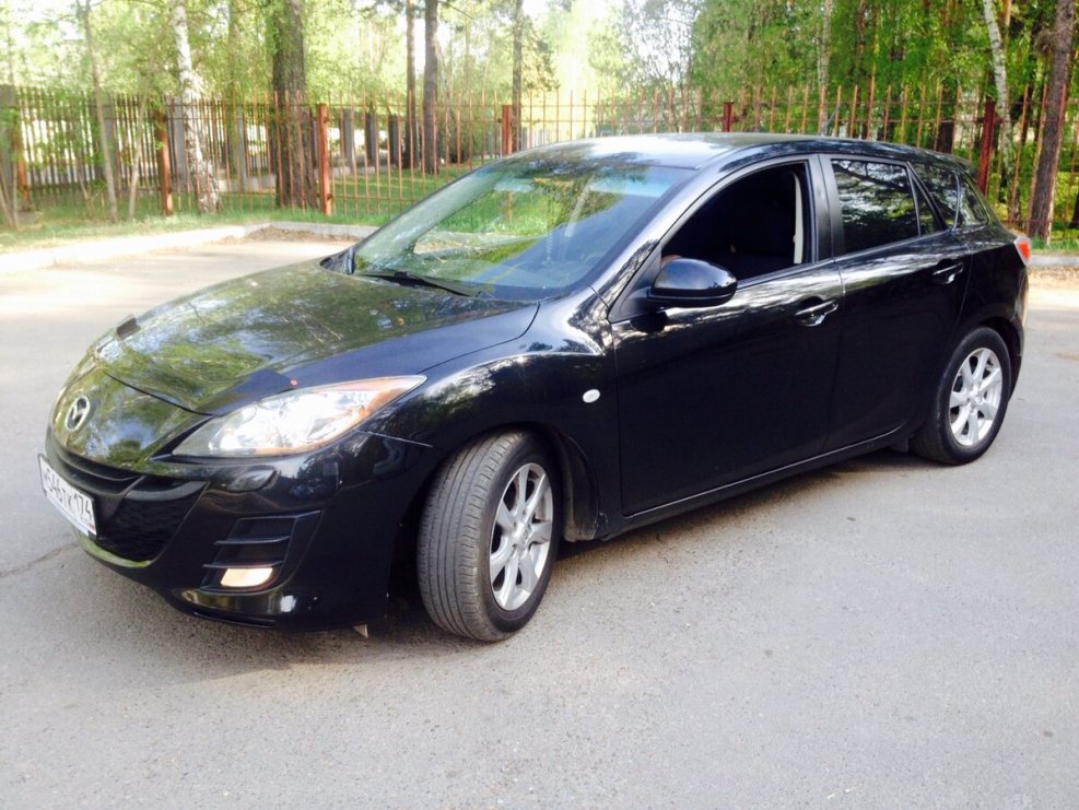 Mazda 3 2010 хэтчбек черный