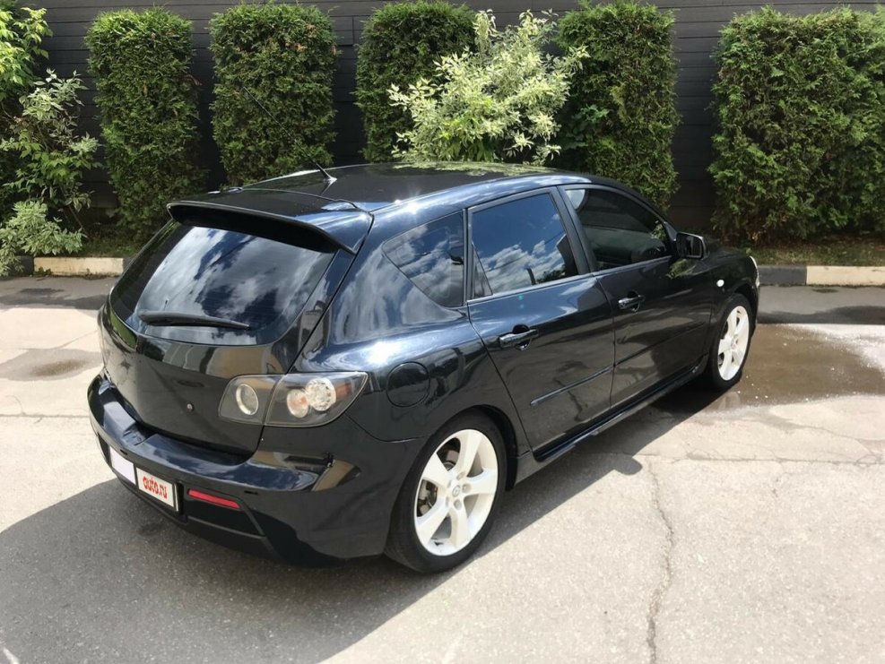 Mazda 3 BK хэтчбек черная