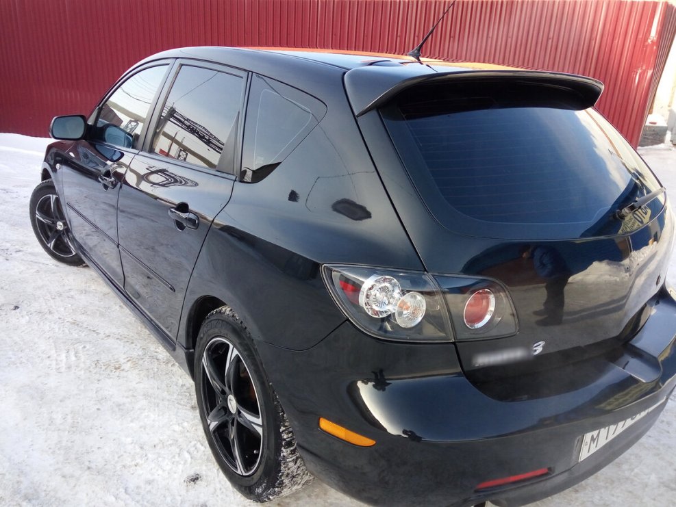 Mazda 3 BK хэтчбек черная