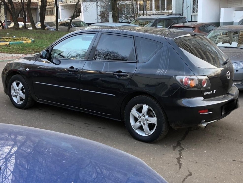 Мазда 3 2006 хэтчбек черная