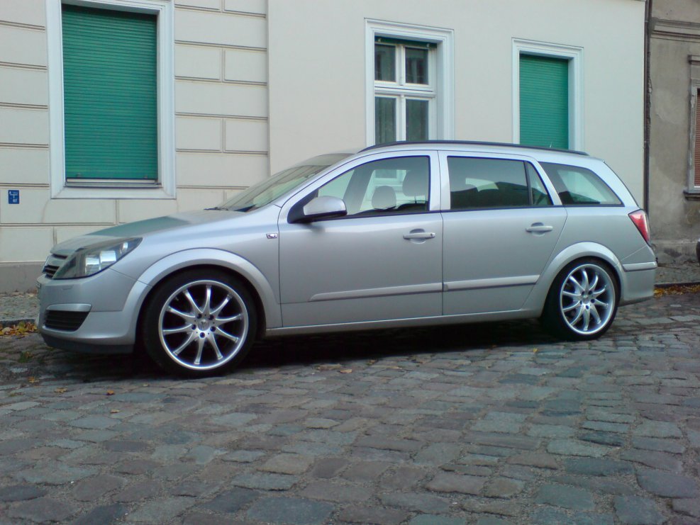 Opel Astra h универсал r18