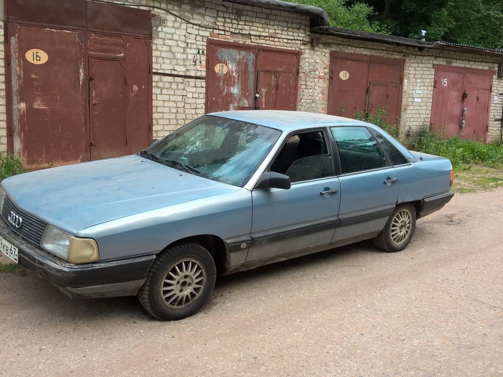 Audi 200 c2 седан (437, 438) 2.1 5e глушитель
