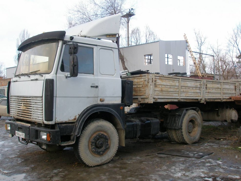 МАЗ 54329 тягач