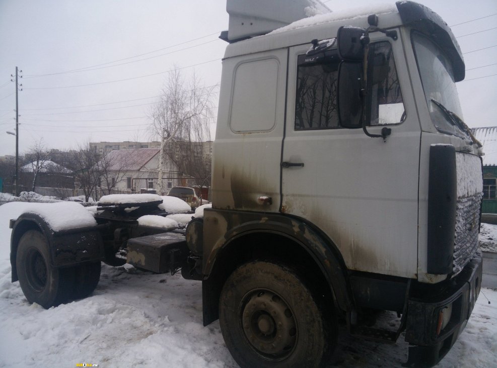 МАЗ 600