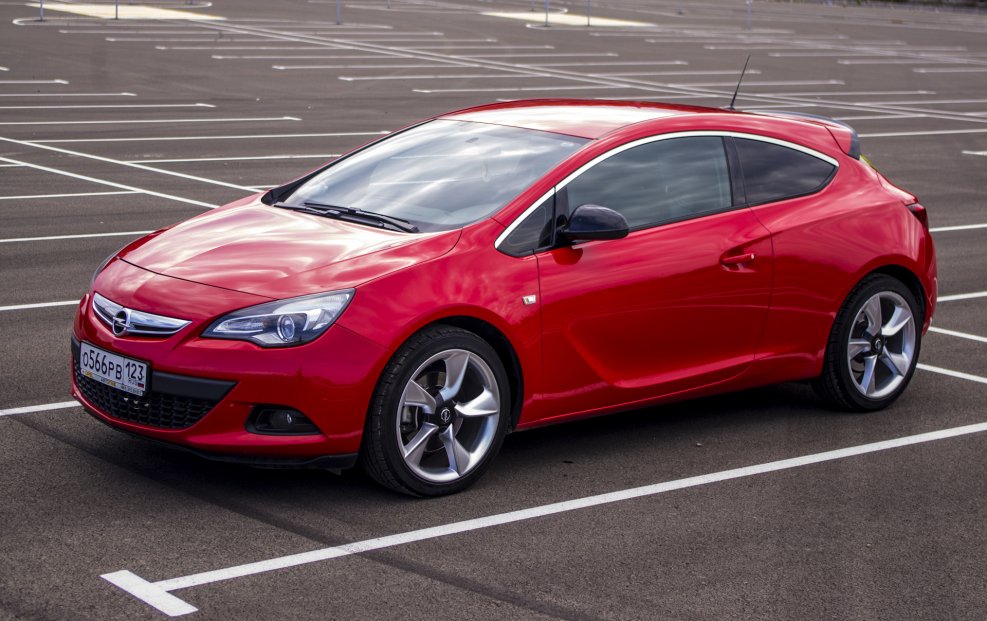 Opel Astra j GTC