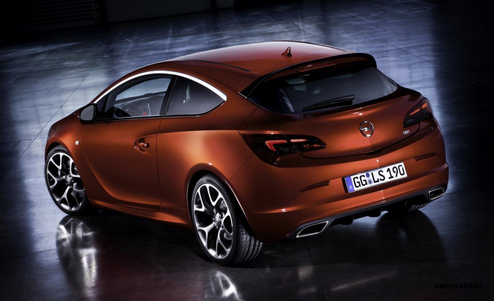 Opel Astra OPC 2013