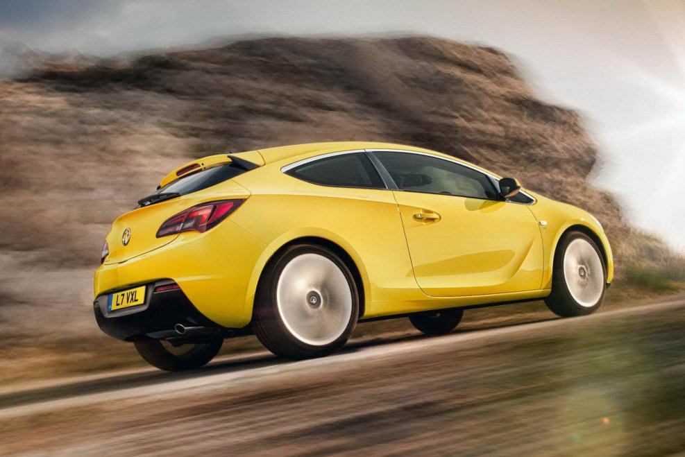 Opel Astra GTC 2011