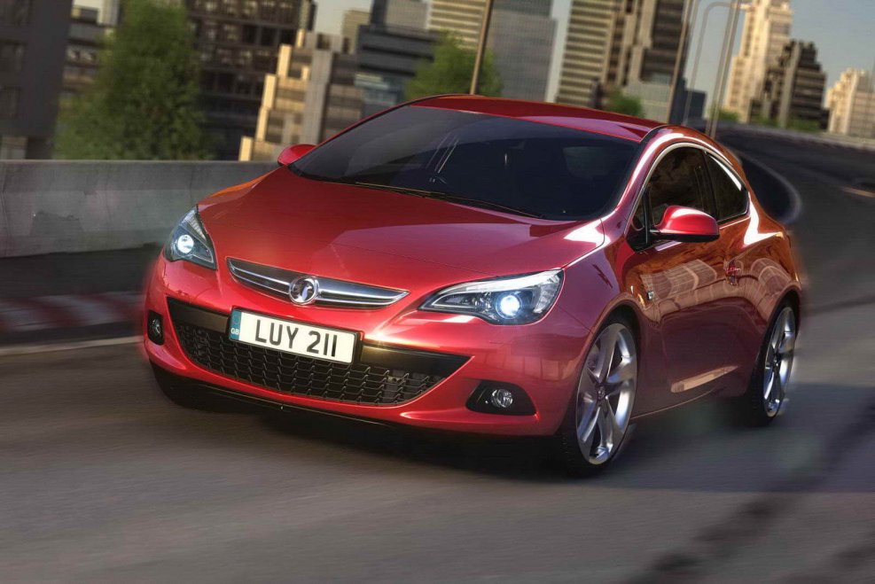 Опель Астра GTC 2020