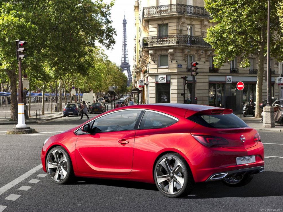 Opel Astra GTC 2016