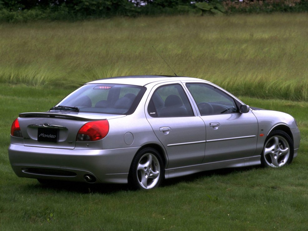 Ford Mondeo 1996 седан
