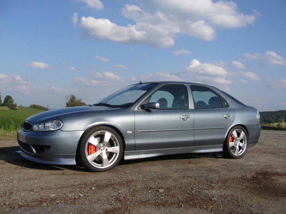 Ford Mondeo mk2 stance