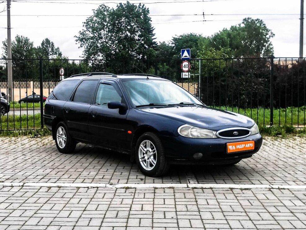 Ford Mondeo II