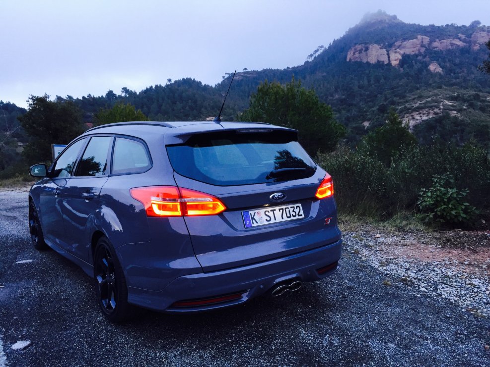 Ford Focus 2017 седан