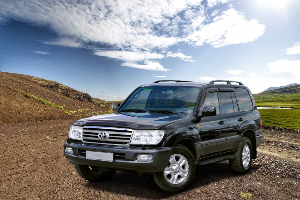 Toyota Land Cruiser 100
