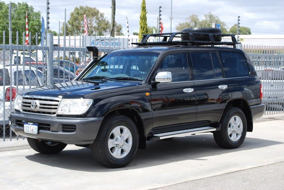 Toyota Land Cruiser 100