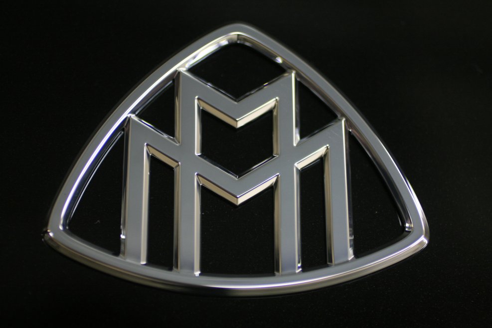 Майбах шильдик