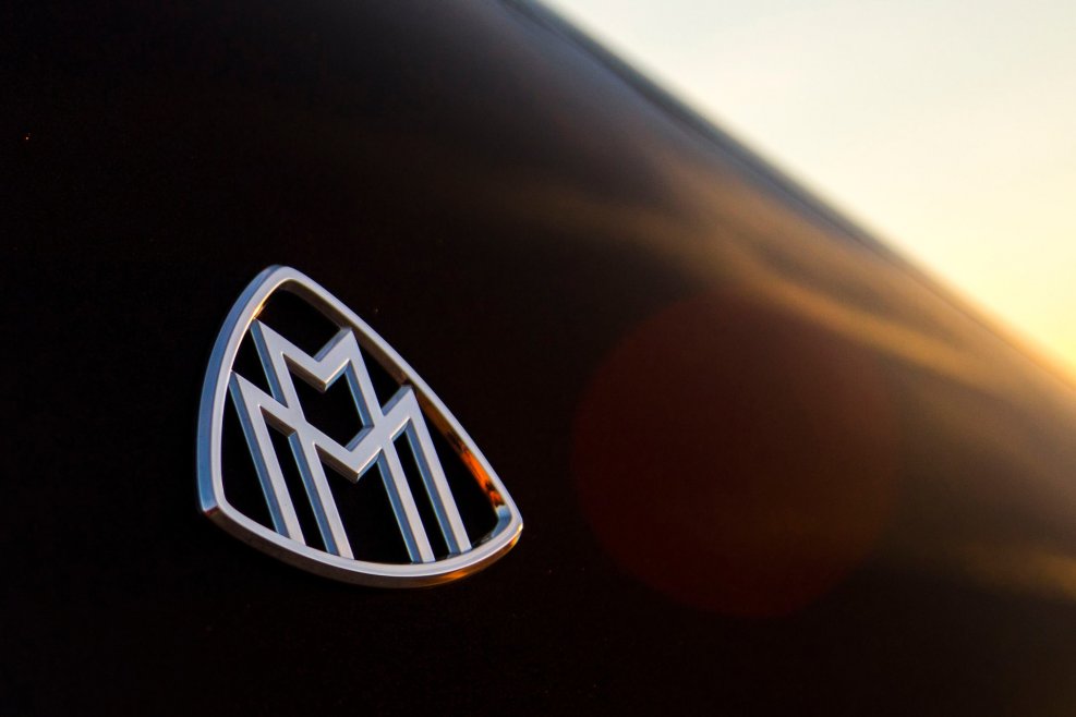 Знак марки автомобиля Maybach
