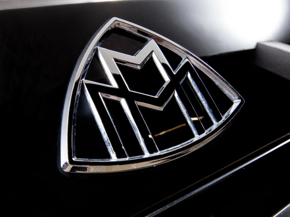Maybach Manufaktur лого