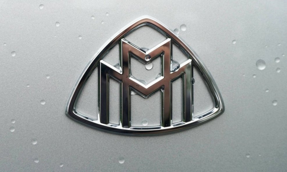 Мерседес Майбах лого