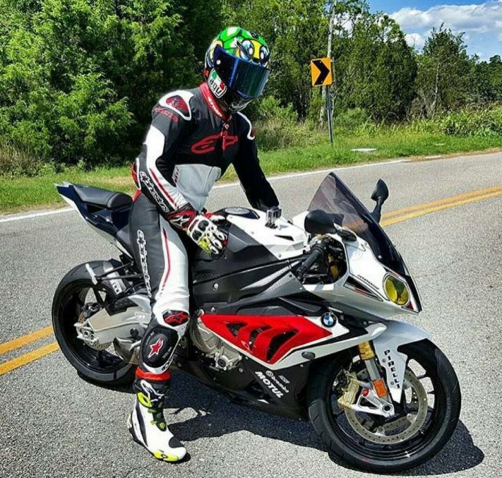 Экипировка BMW s1000rr