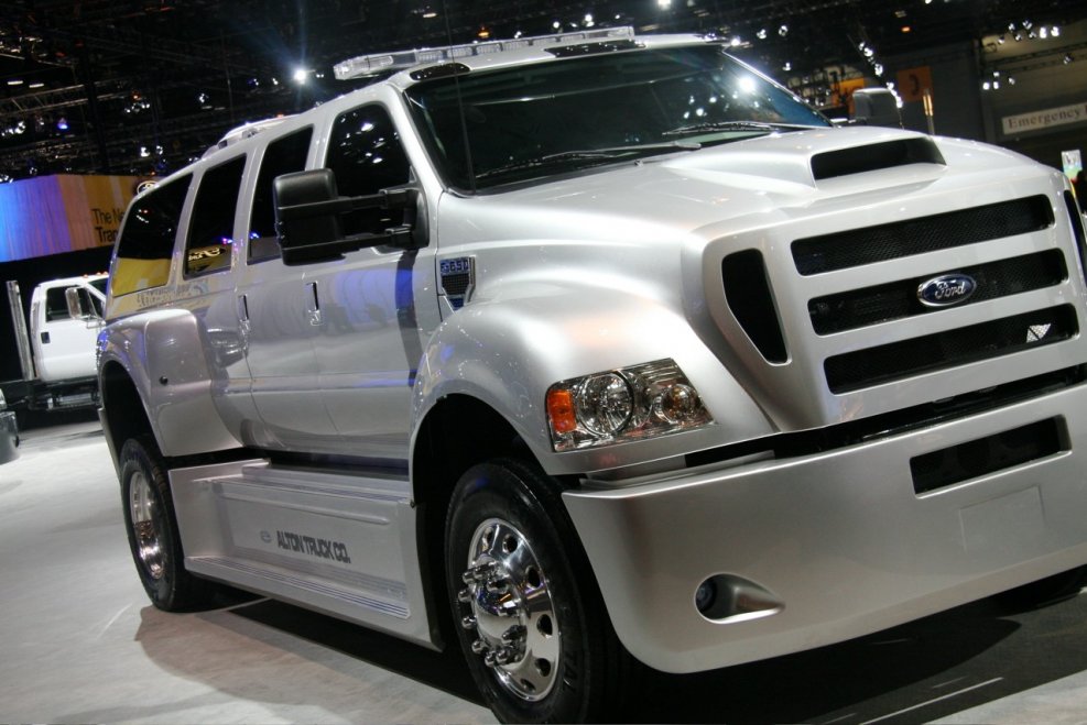 Ford f650 Escalade