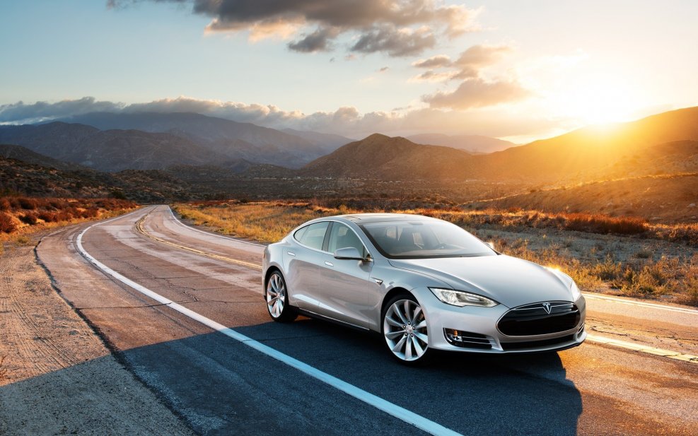 Tesla s 70