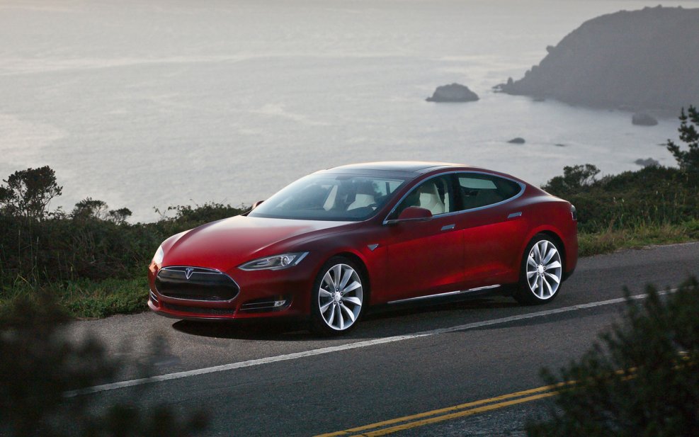 Tesla седан model s