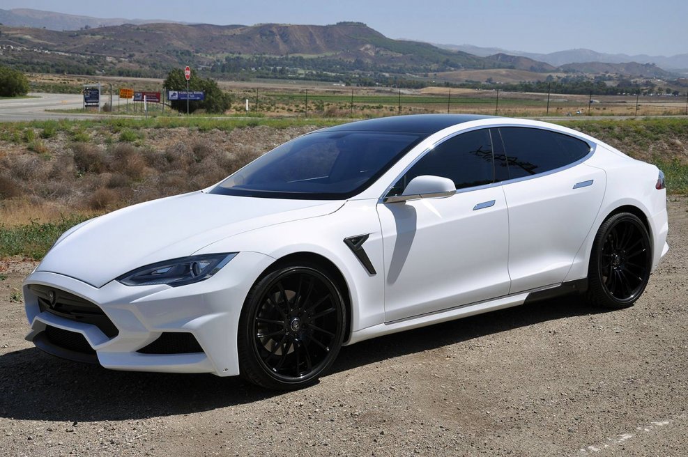 Tesla model s белая