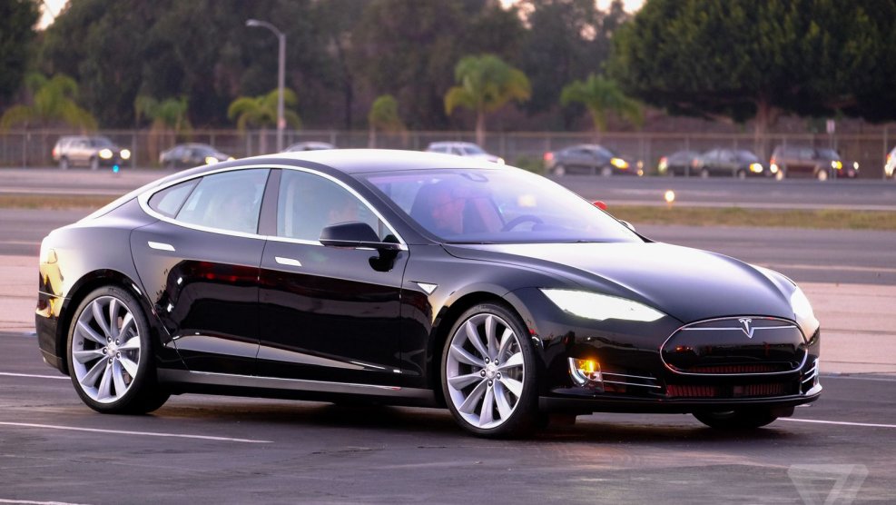 Tesla model s i s85