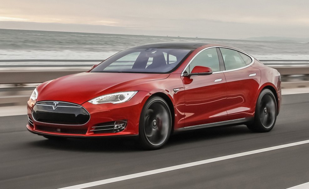 Машина Tesla model s